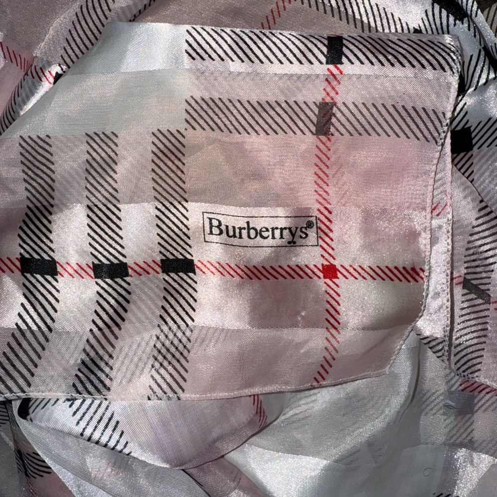 Vintage Burberrys London square scarf - Picture 3 of 3